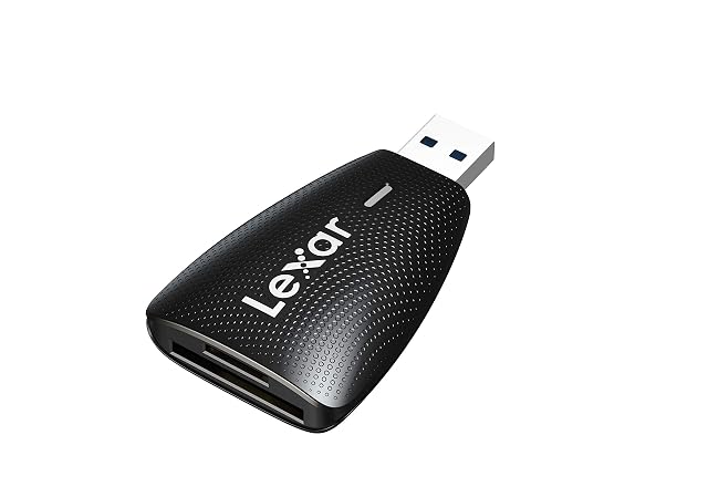 Lecteur de cartes Lexar Multi-Card 2 en 1 avec un emplacement SD et un emplacement microSD dans un corps compact