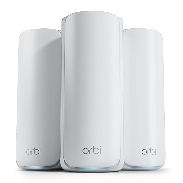 Routeur NETGEAR Orbi 770 blanc avec deux satellites assortis