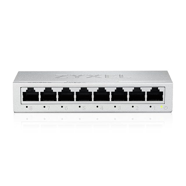 Commutateur réseau gigabit ZYXEL GS-108BV5 à huit ports en boîtier métallique avec huit prises RJ45